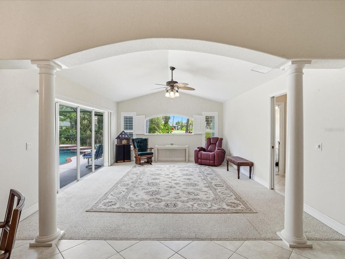 61 PINE VALLEY COURT — photo 13 of 55