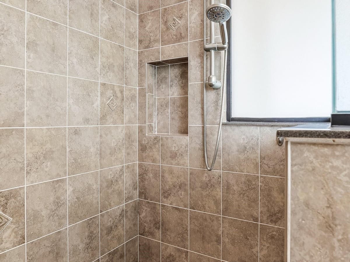 61 PINE VALLEY COURT — photo 27 of 55