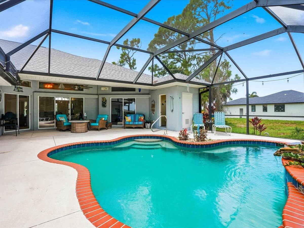 61 PINE VALLEY COURT — photo 37 of 55