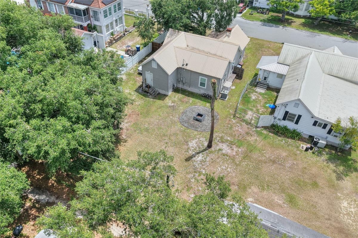 204 1ST AVENUE — photo 34 of 45