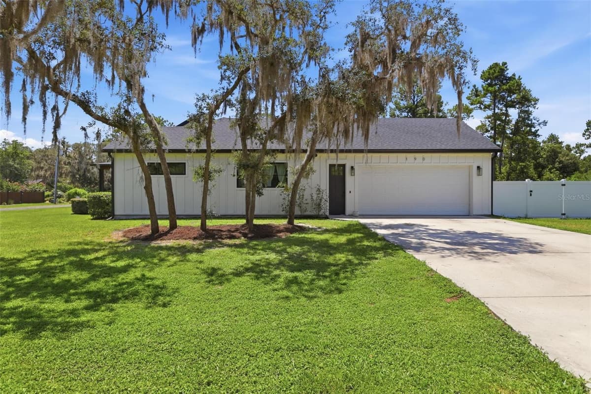 190 SCENIC MAGNOLIA DRIVE — photo 27 of 39