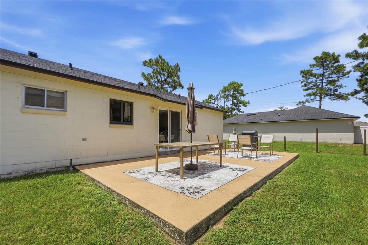 3672 RONDA DRIVE — photo 32 of 33
