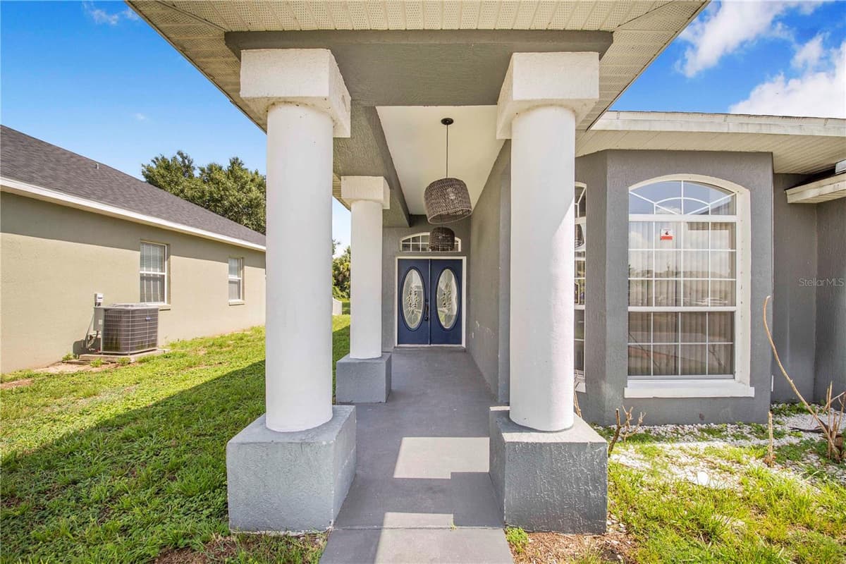 132 GOLF AIRE BOULEVARD — photo 5 of 39