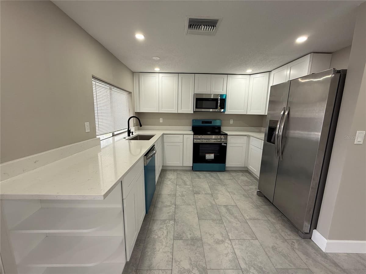 3019 LLOYD DRIVE — photo 5 of 13