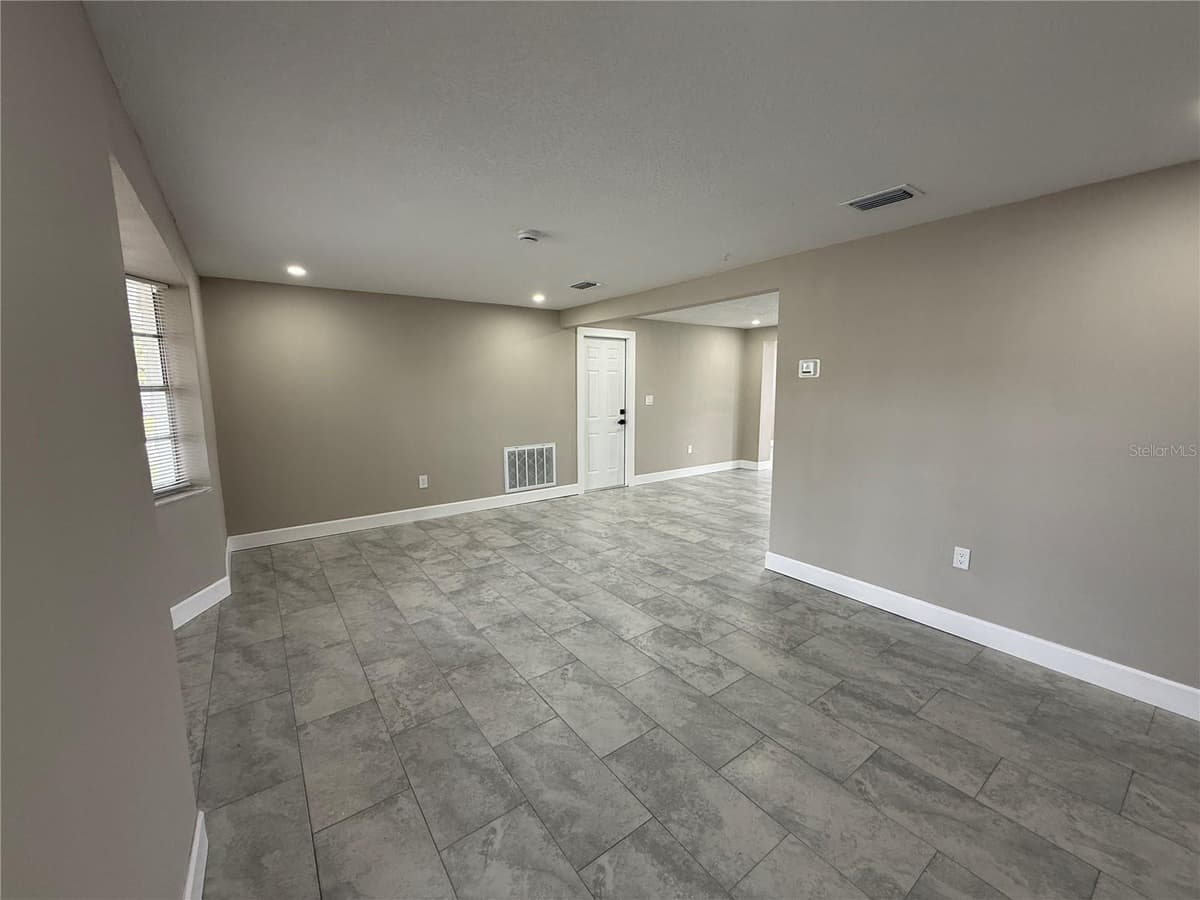 3019 LLOYD DRIVE — photo 11 of 13