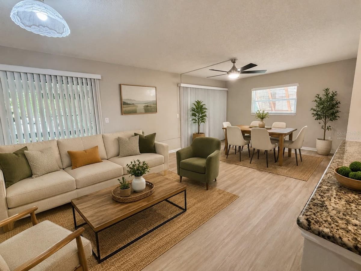 100 SWEETGUM WOODS COURT — photo 4 of 22