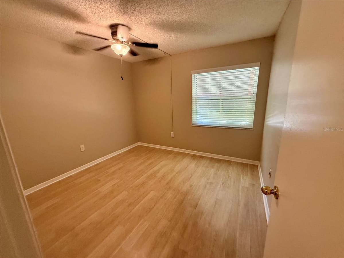 100 SWEETGUM WOODS COURT — photo 11 of 22