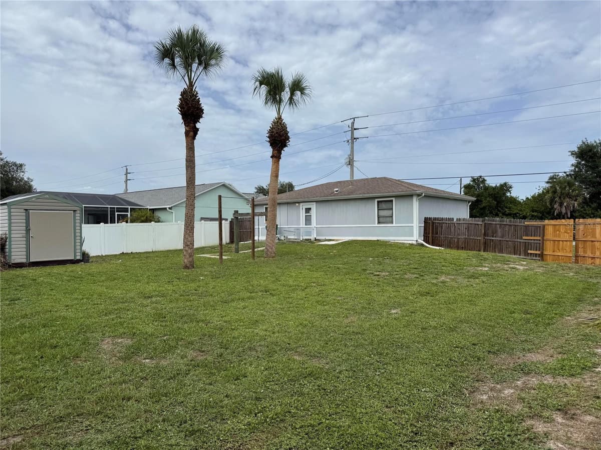 11748 OCEANSPRAY BOULEVARD — photo 17 of 21