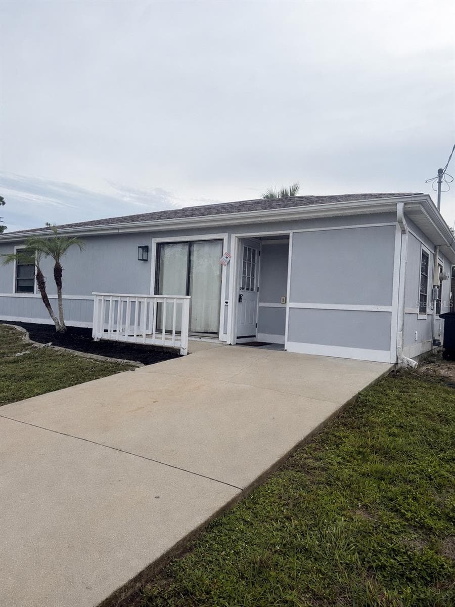 11748 OCEANSPRAY BOULEVARD — photo 1 of 21