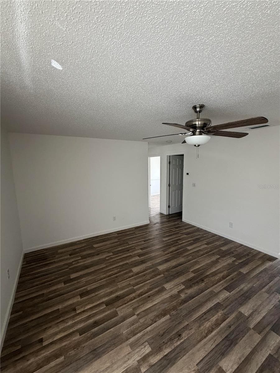 11748 OCEANSPRAY BOULEVARD — photo 6 of 21