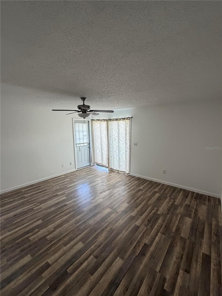 11748 OCEANSPRAY BOULEVARD — photo 15 of 21
