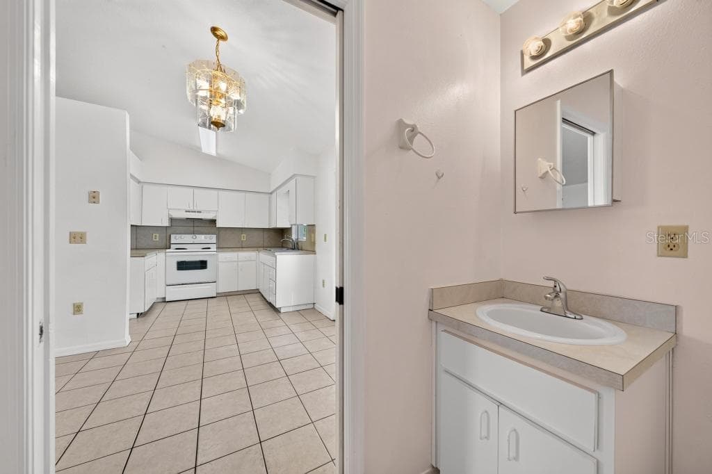 57 CAYMAN CIRCLE — photo 22 of 46