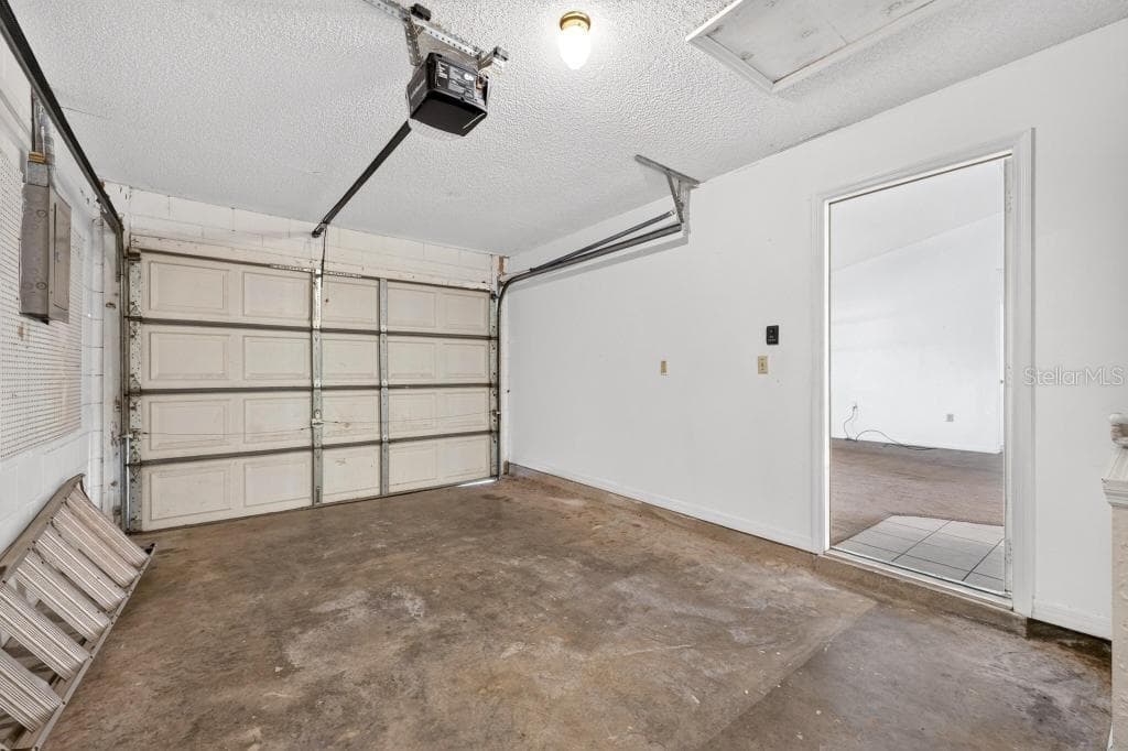 57 CAYMAN CIRCLE — photo 34 of 46