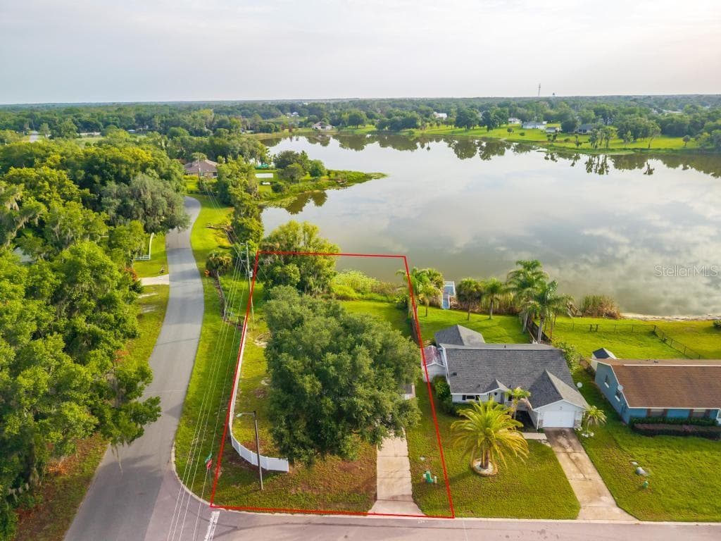 57 CAYMAN CIRCLE — photo 3 of 46