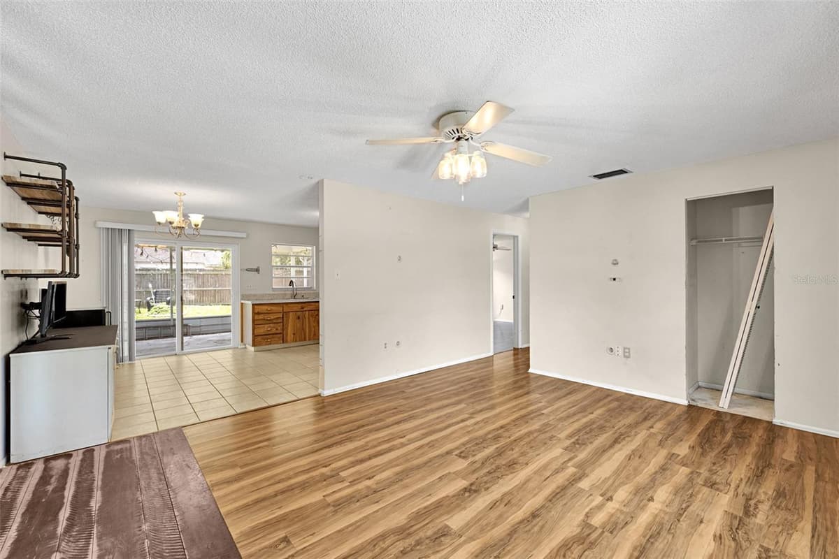 7412 HUMBOLDT AVENUE — photo 9 of 43