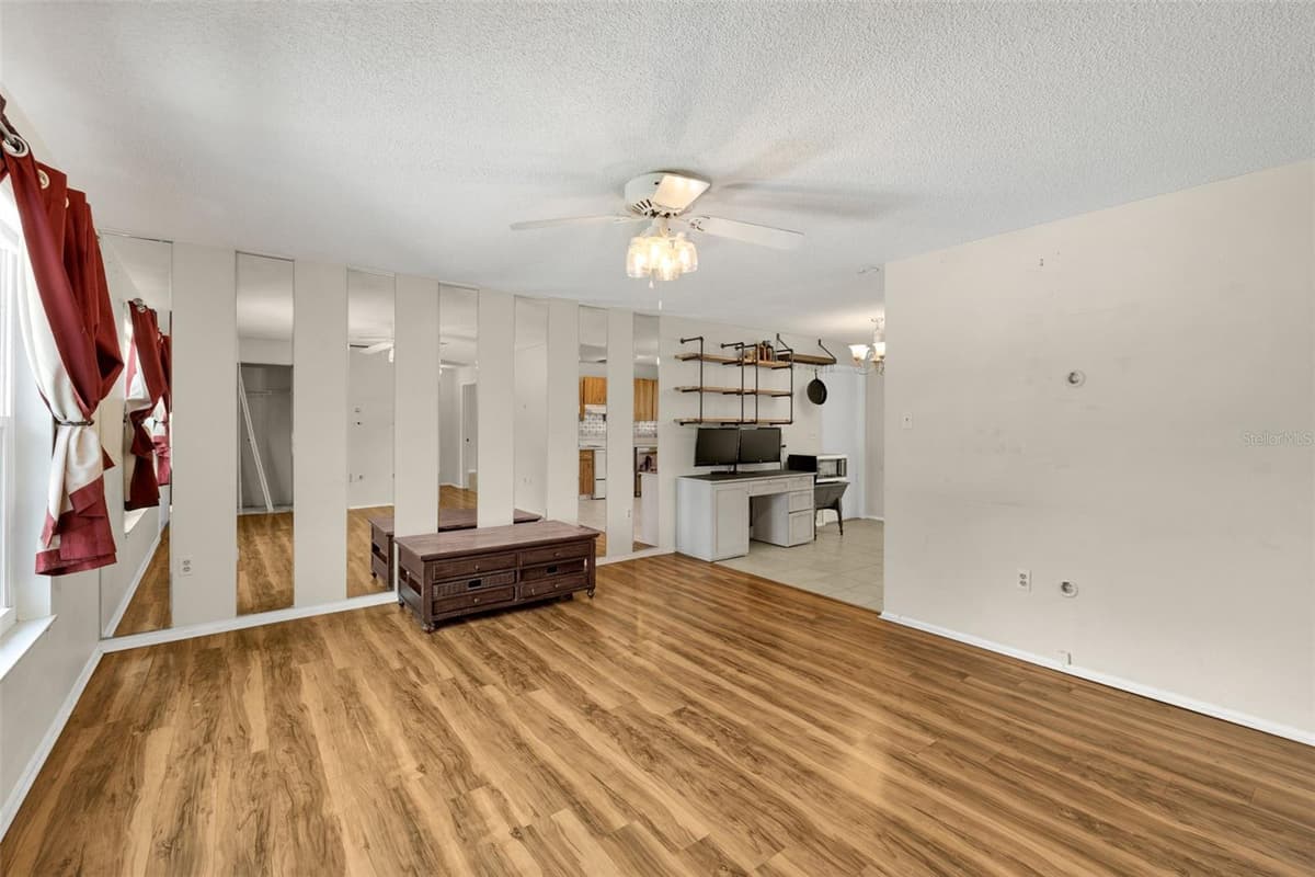7412 HUMBOLDT AVENUE — photo 8 of 43