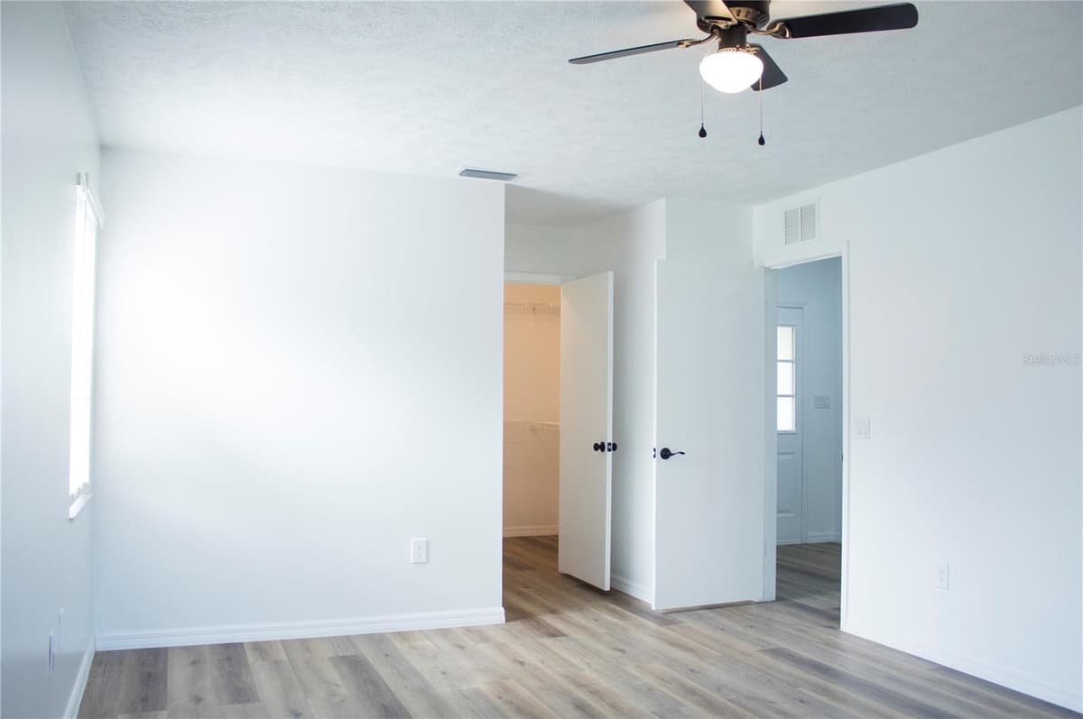 5245 FORT KING STREET STREET — photo 18 of 40