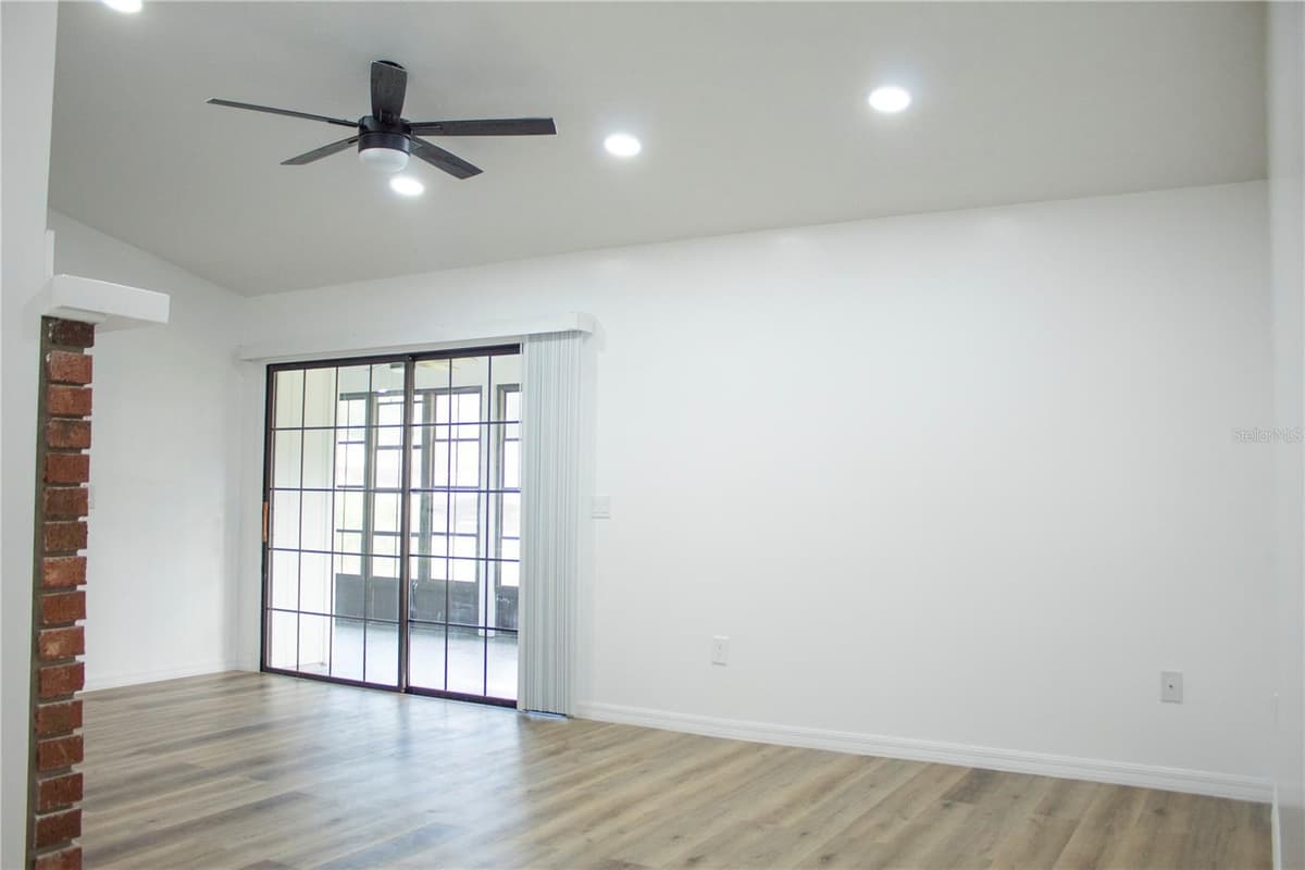 5245 FORT KING STREET STREET — photo 17 of 40
