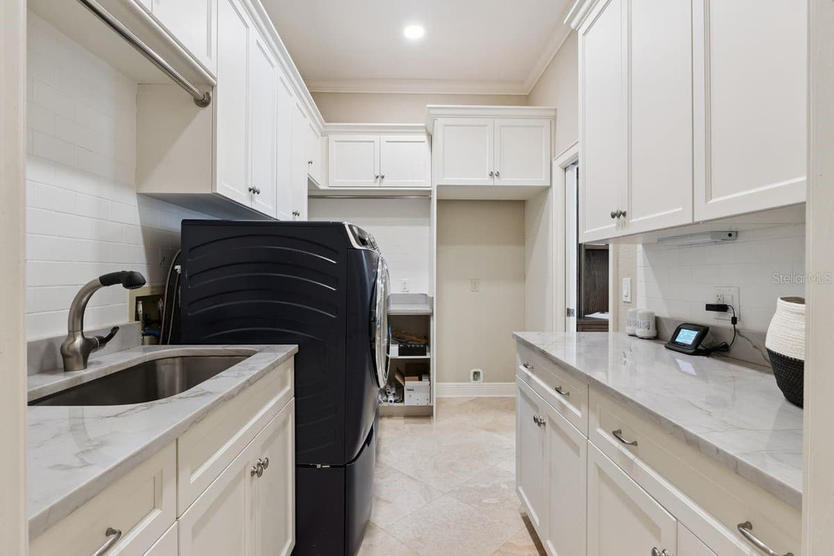 6127 TARAWOOD DRIVE — photo 53 of 98