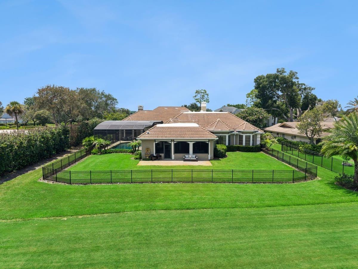 6127 TARAWOOD DRIVE — photo 64 of 98