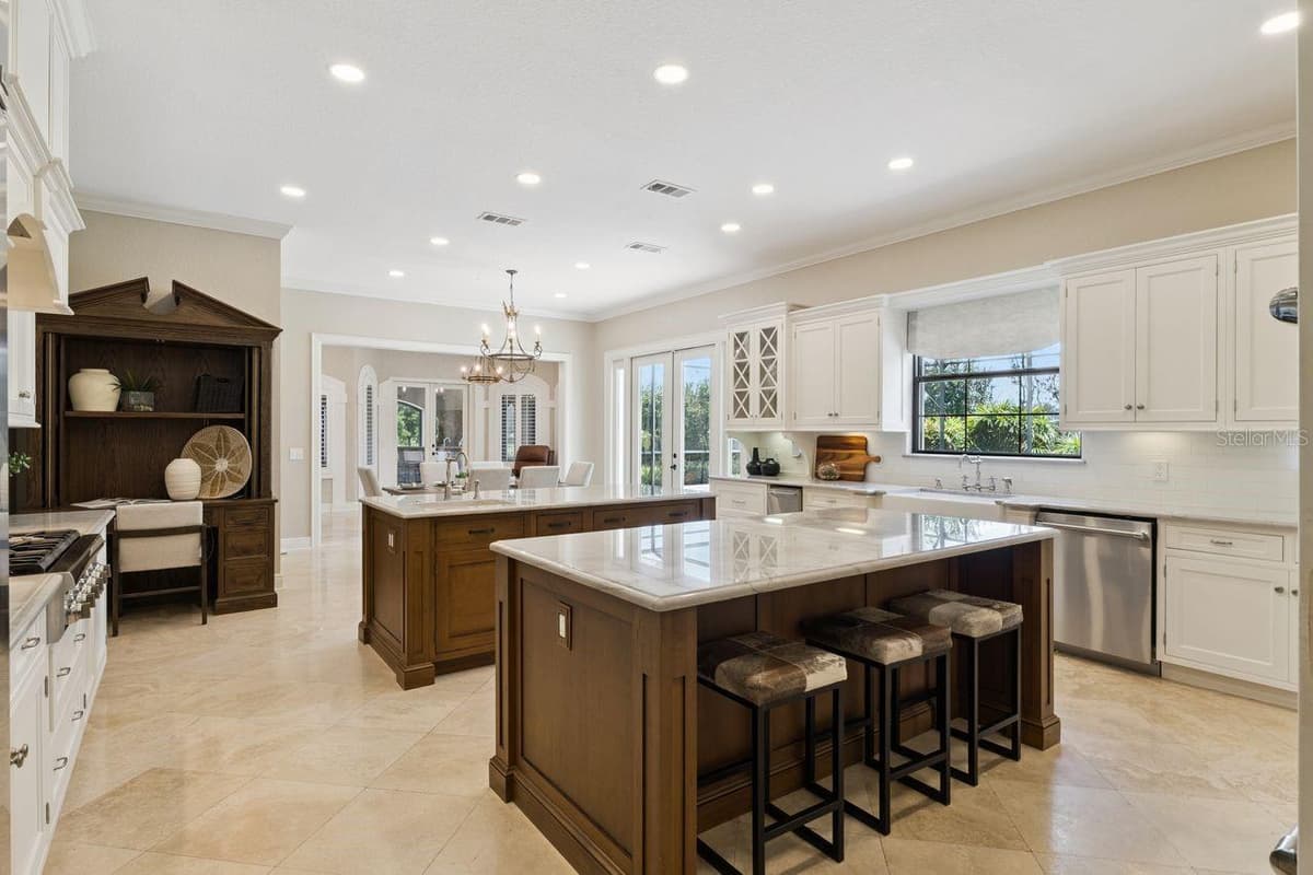 6127 TARAWOOD DRIVE — photo 14 of 98