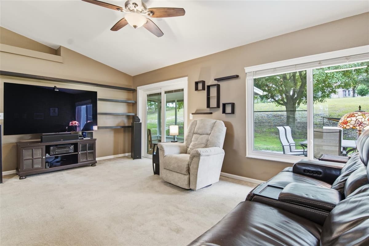 13326 PINYON DRIVE — photo 3 of 32