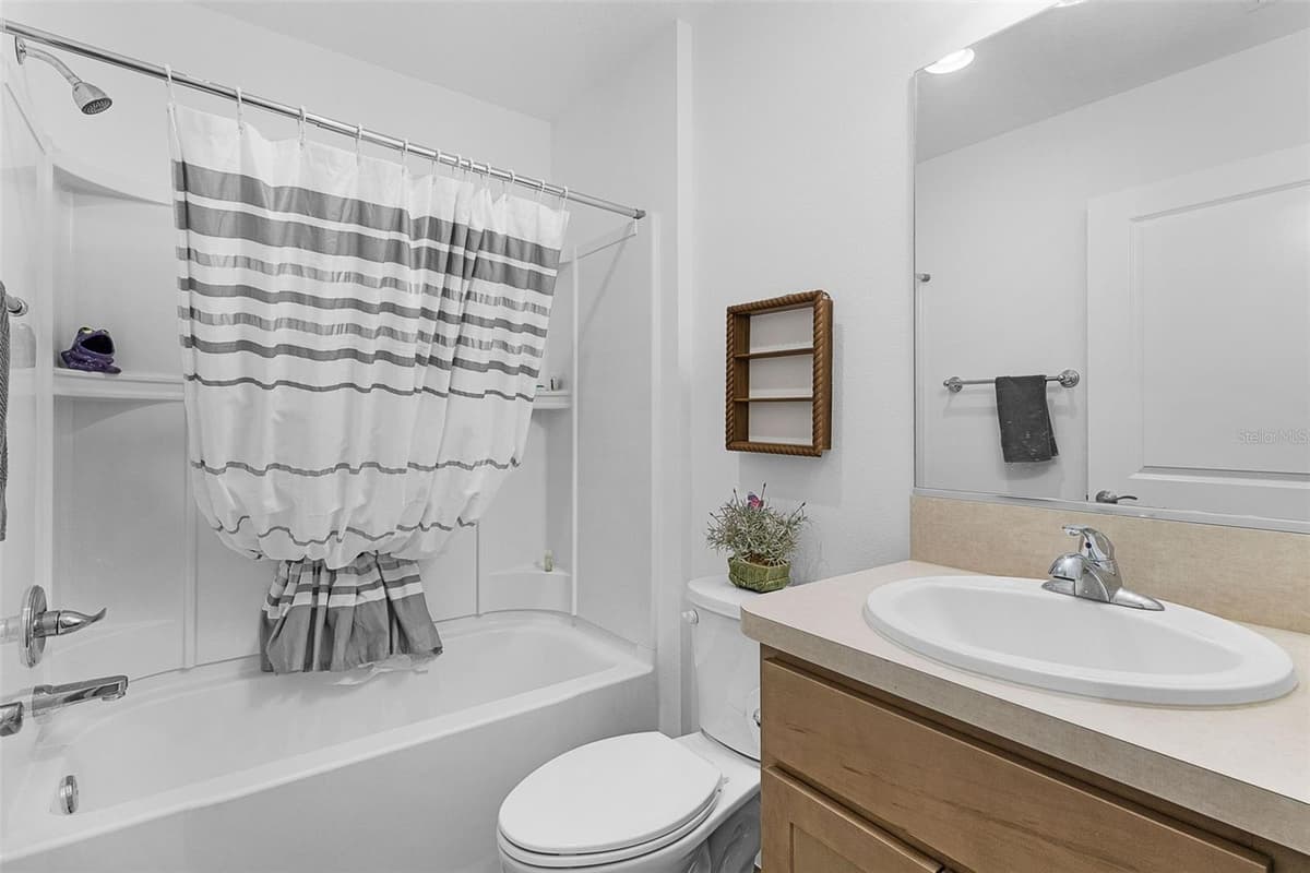 1352 MARYBETH LANE — photo 25 of 38