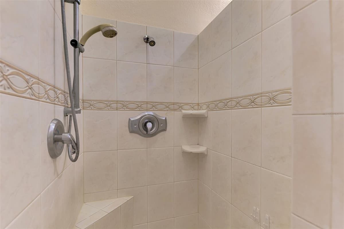 4708 SWEETMEADOW CIRCLE — photo 47 of 96