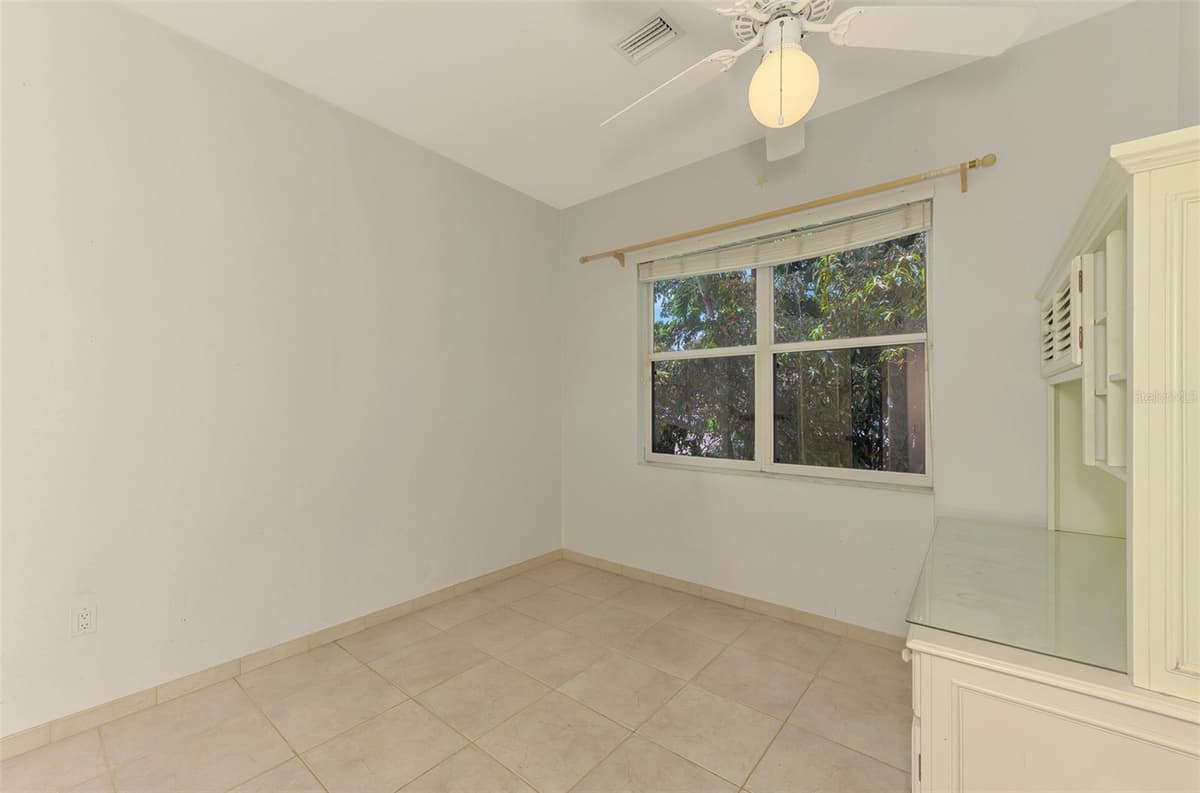 4708 SWEETMEADOW CIRCLE — photo 39 of 96