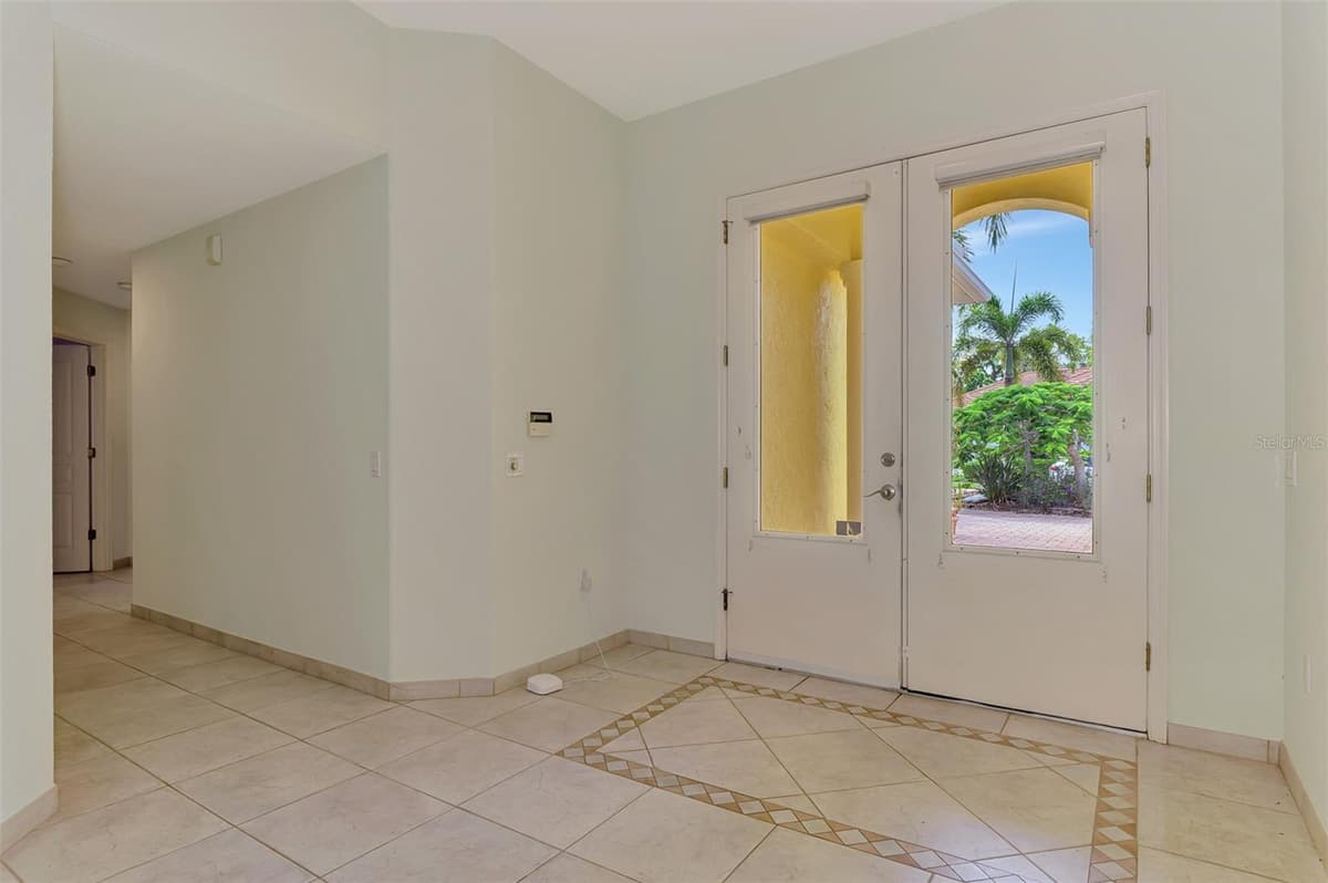 4708 SWEETMEADOW CIRCLE — photo 12 of 96