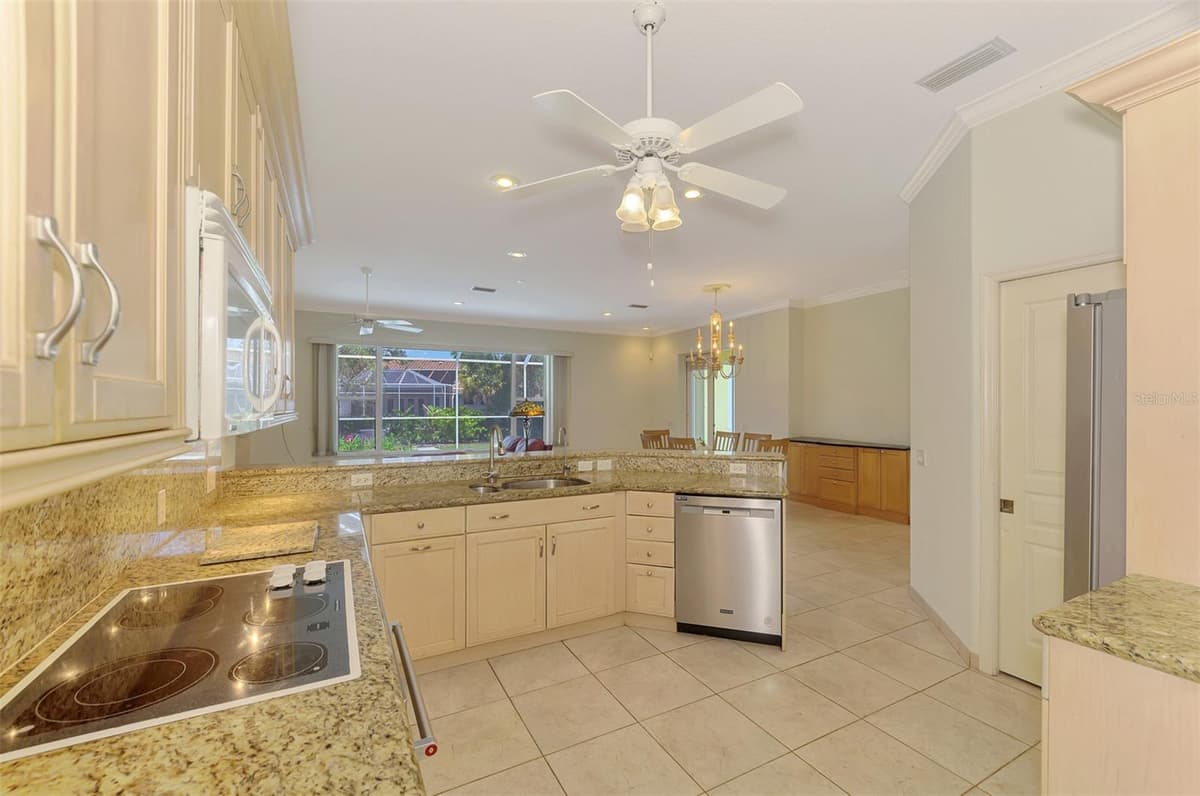 4708 SWEETMEADOW CIRCLE — photo 34 of 96