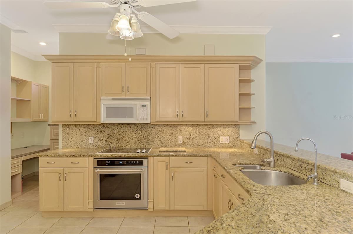 4708 SWEETMEADOW CIRCLE — photo 31 of 96