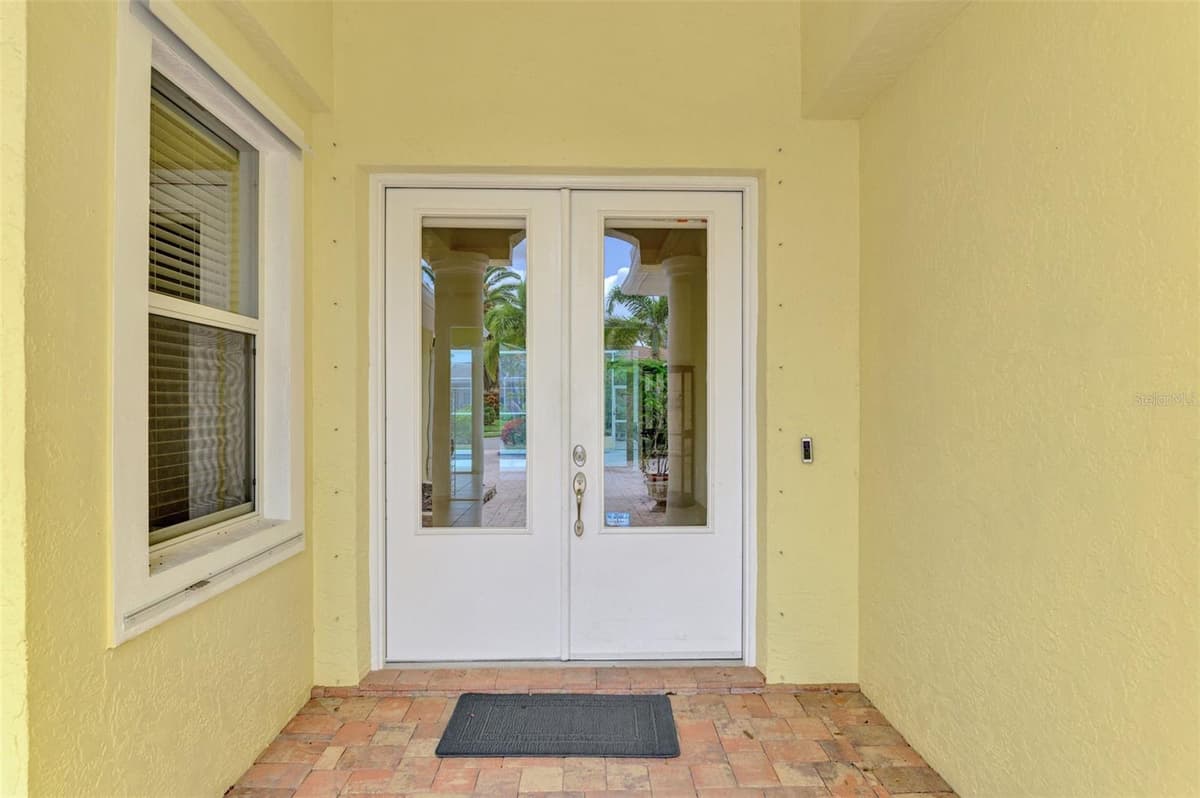 4708 SWEETMEADOW CIRCLE — photo 10 of 96