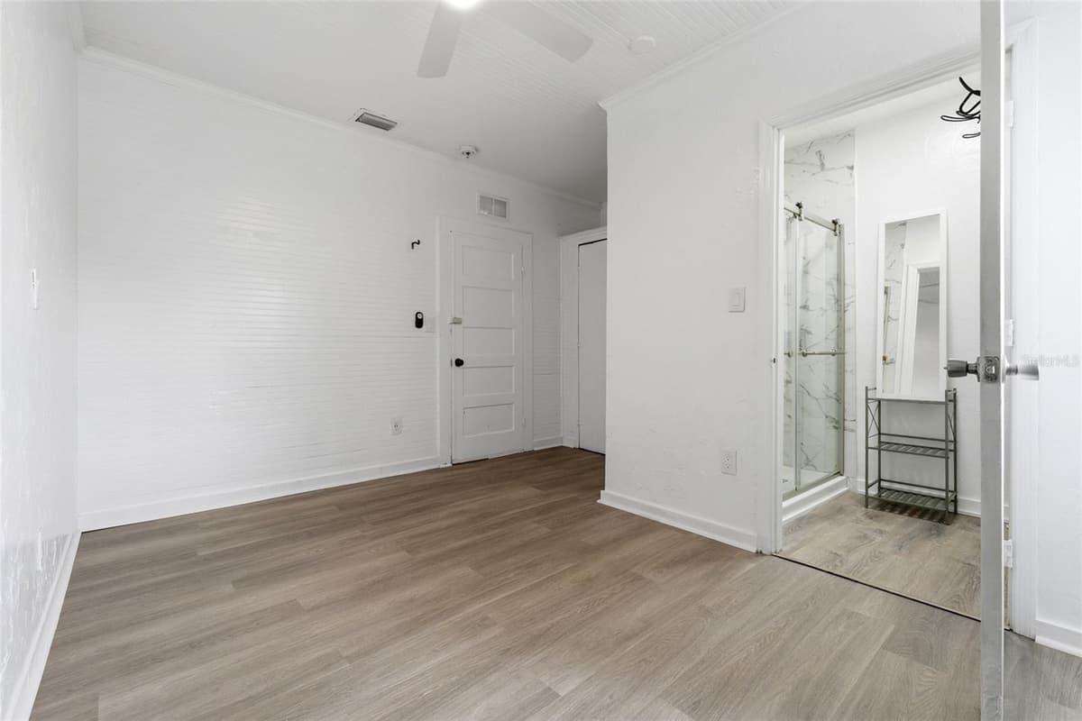 619 7TH AVENUE — photo 18 of 27