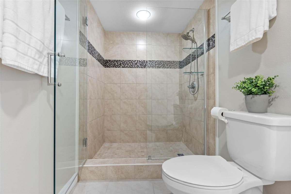 223 ISLAND WAY — photo 18 of 46