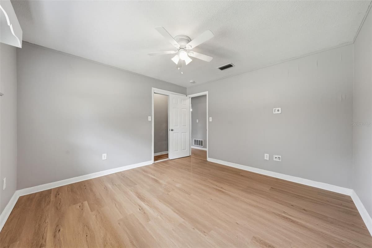 22526 62ND AVENUE — photo 31 of 46