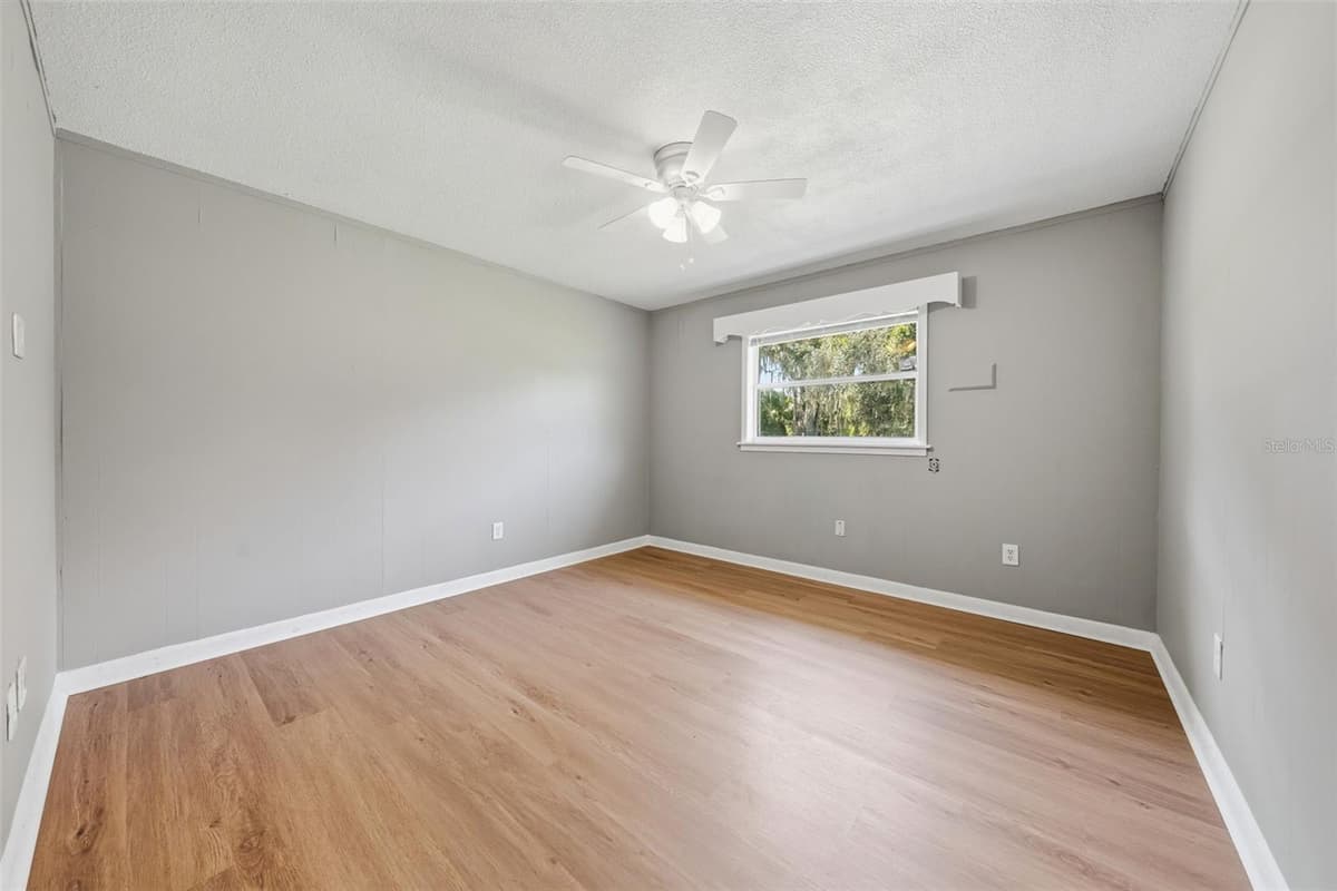22526 62ND AVENUE — photo 30 of 46