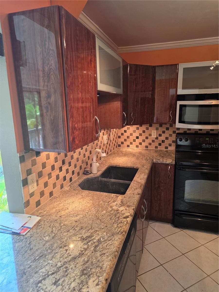 2220 BAHIA VISTA STREET — photo 34 of 43