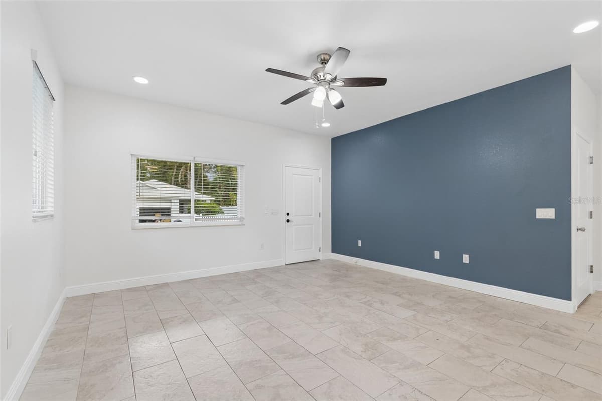 730 8TH AVENUE — photo 7 of 61