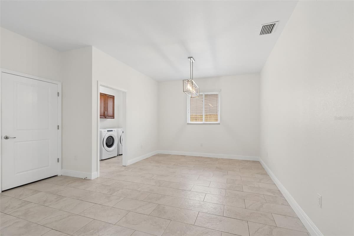 730 8TH AVENUE — photo 15 of 61