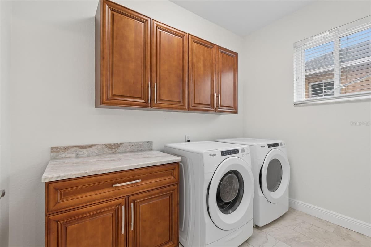 730 8TH AVENUE — photo 39 of 61