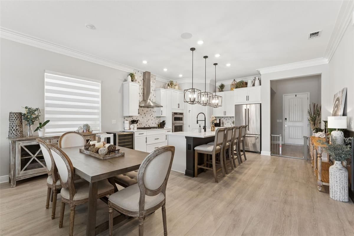 16111 VOLTERRA POINT — photo 12 of 64