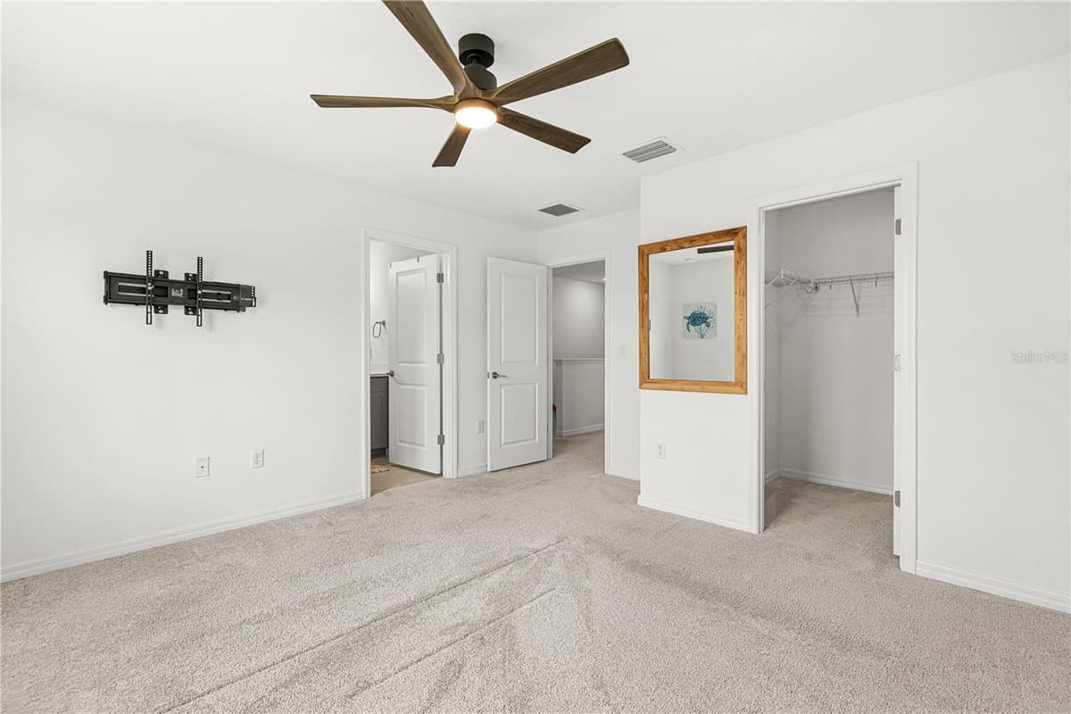 5848 BISCOTTI STREET — photo 16 of 27