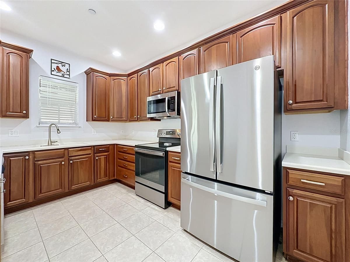 102 CARRICK BEND WAY — photo 18 of 47