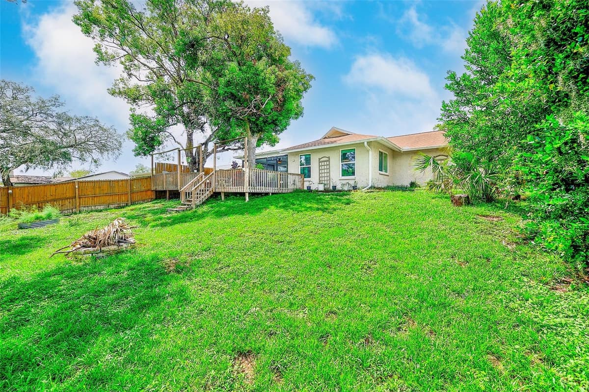 8741 HONEYCOMB DRIVE — photo 37 of 40