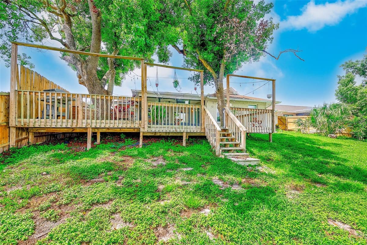 8741 HONEYCOMB DRIVE — photo 35 of 40