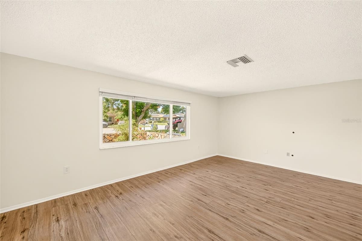 8741 HONEYCOMB DRIVE — photo 8 of 40