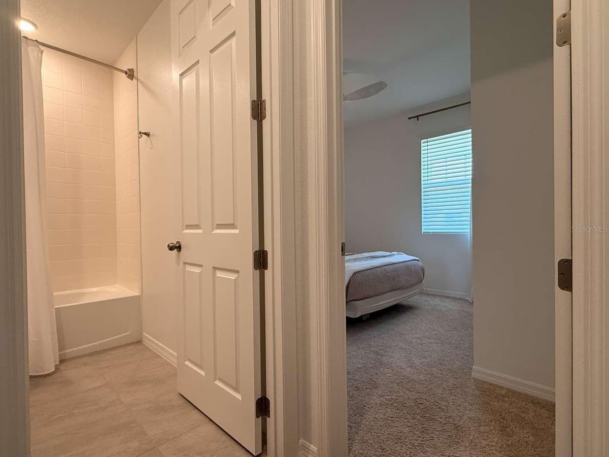 3081 AMBERSWEET PLACE — photo 5 of 35