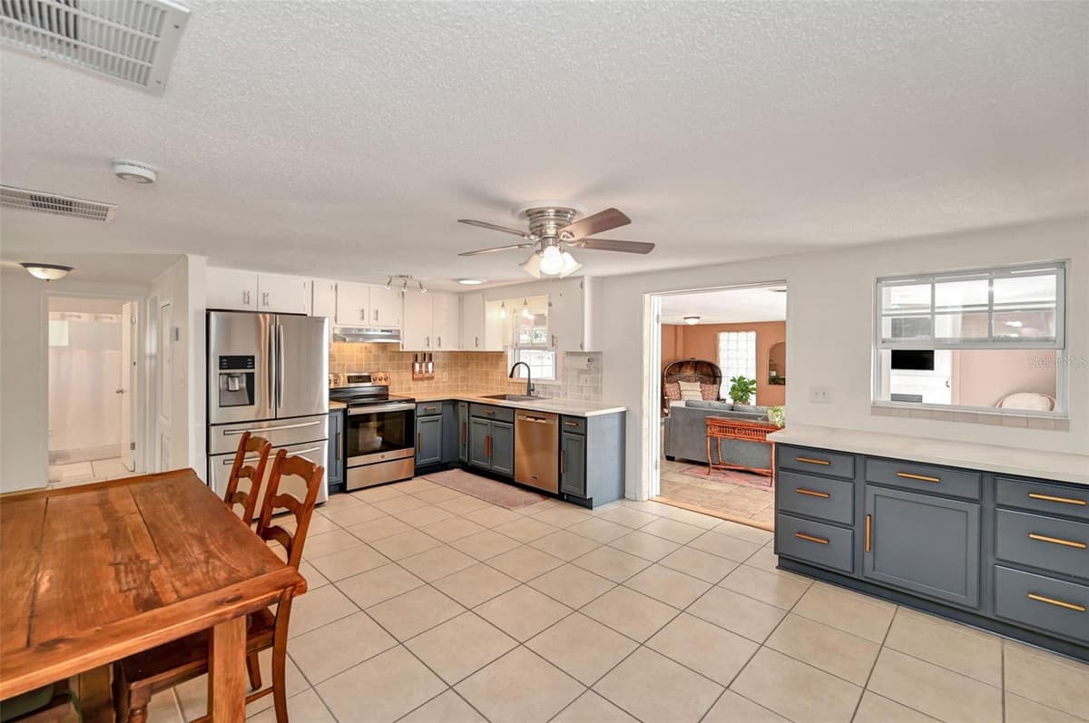 9705 PIMPERNEL LANE — photo 5 of 29