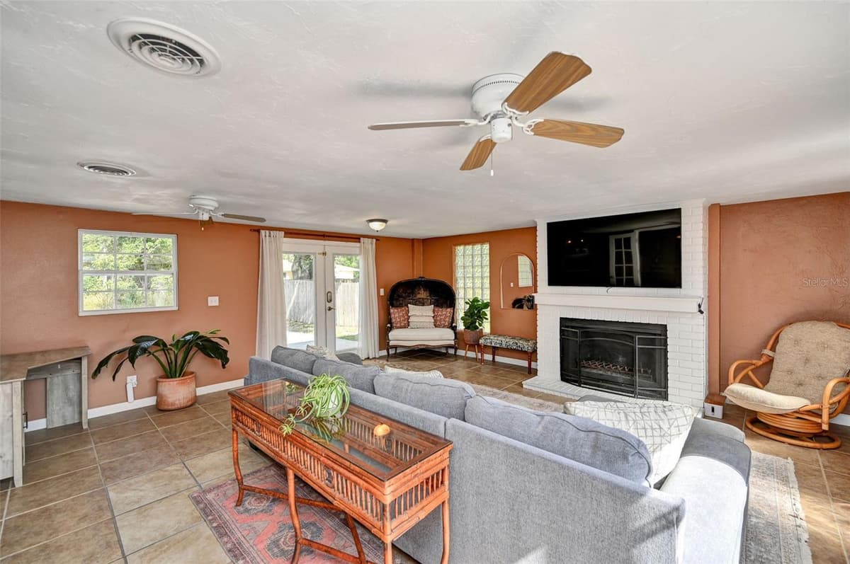 9705 PIMPERNEL LANE — photo 8 of 29